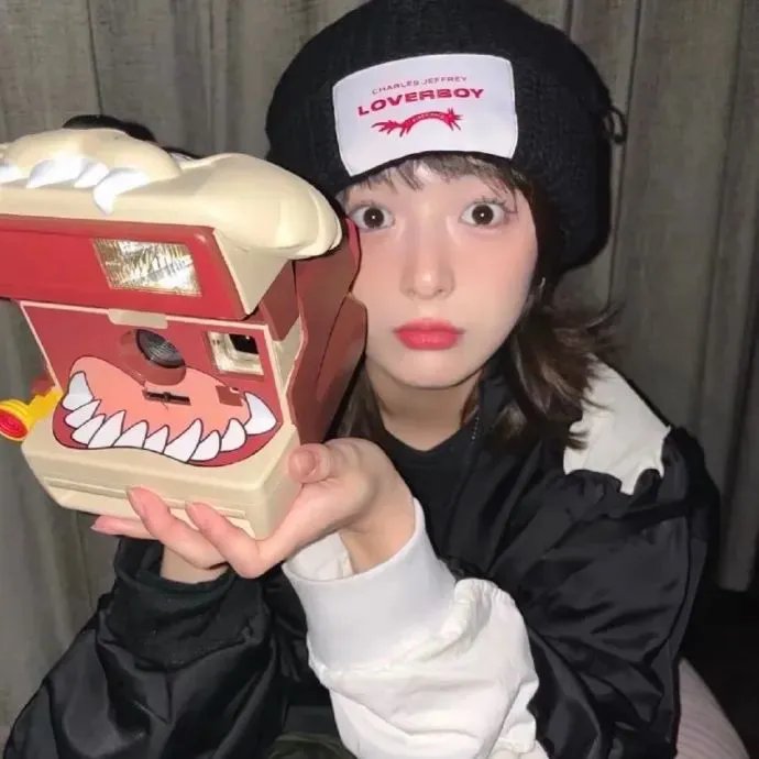 姊姊妹妹站起来